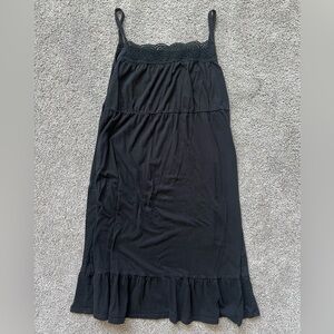 BLACK FLOWY BABY DOLL DRESS WITH LACE ON TOP (size XL-XG)
